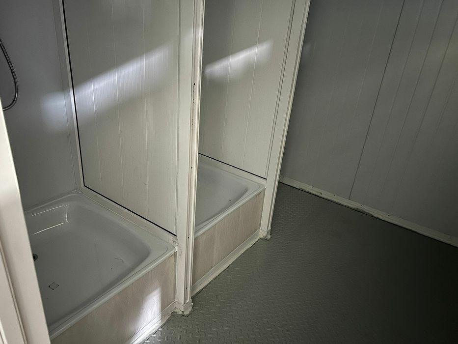 Контейнер с душевой, туалетом, санузел