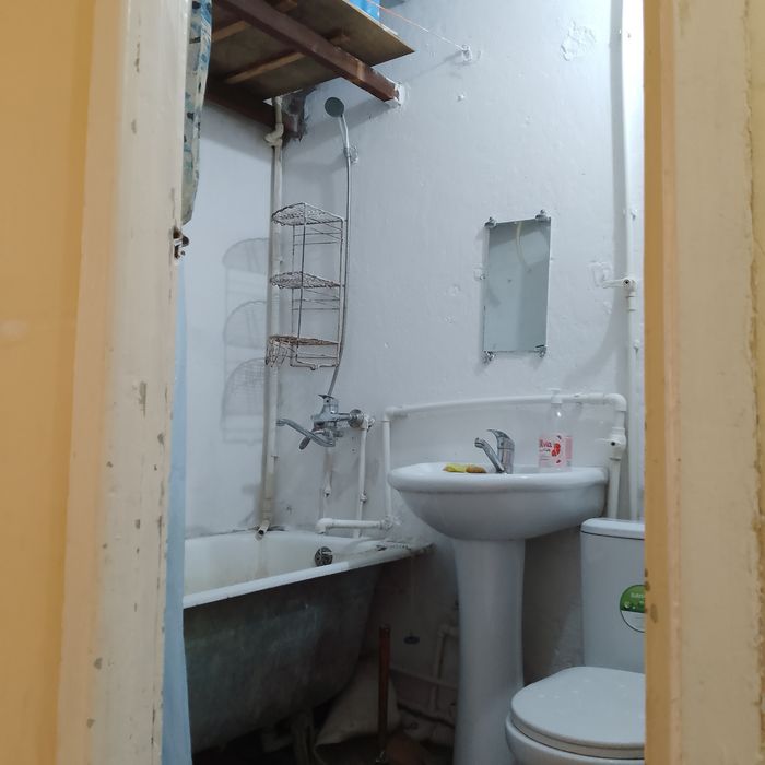 Qarshi shahar paxtazorda 2 xonli 3 etaj ijaraga