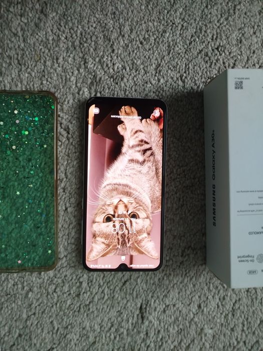 Telefon Samsung Galaxy A30s. ALB.
