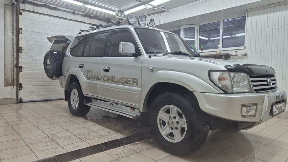 Продам Прадо 95 1998года 7 местный