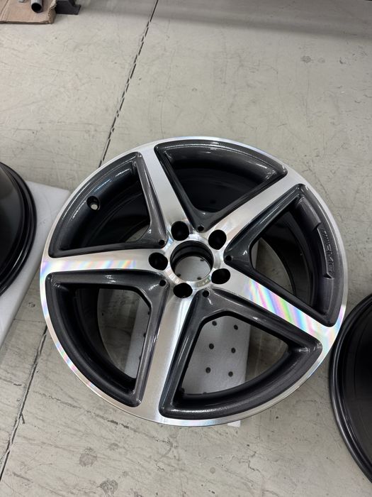 Боядисване и възстановяване на алуминиеви джанти