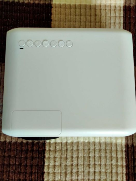 продам новый проектор