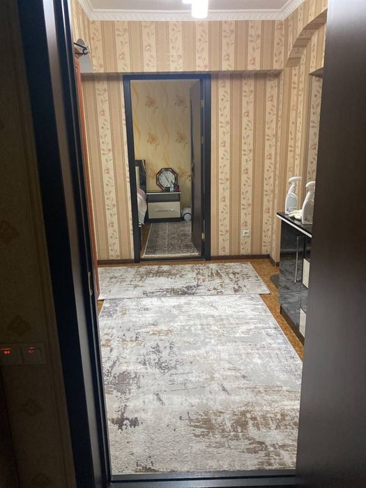 Продаётся Чиланзарский район Ок-тепе круг,  дом художников