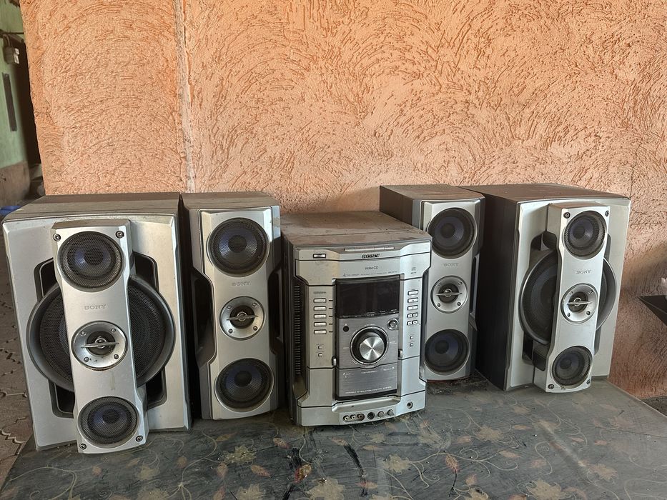 Музыкальный центр