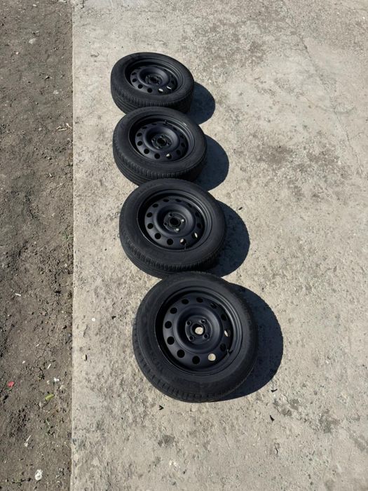 Диск от kia rio r15 с покрышкой