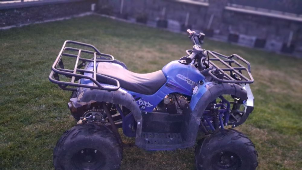 Vând atv de 125cc