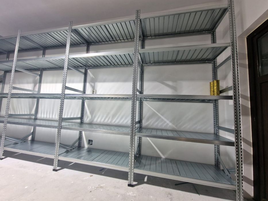 Rafturi garaj,beci, depozitare METALSISTEM super 123 zincate fabricate in italia Noi