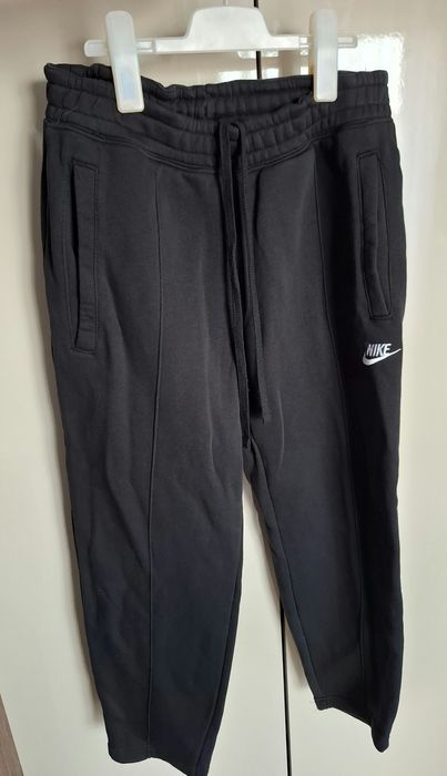 Pantaloni nike negrii