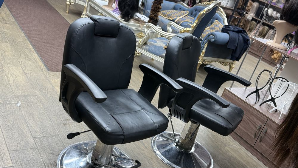 Парикмахерское кресло