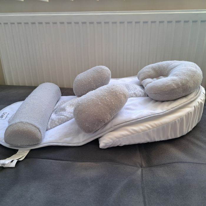 Антирефлуксно ергономично бебешко гнездо