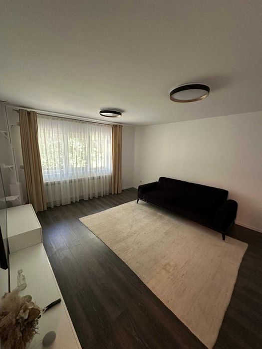 Apartament 3 camere zona Bucovina-parc
