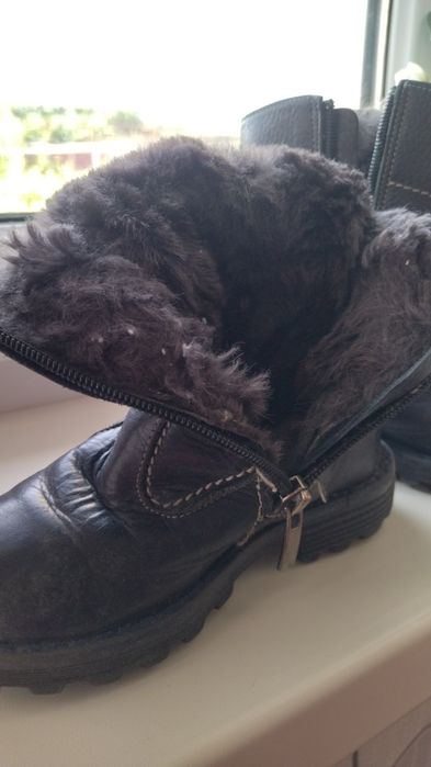 Продам натур.кожа сапоги 27 р.