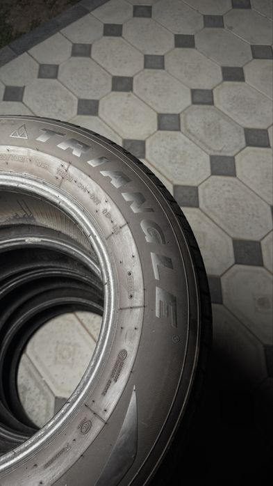 Продаю шины летние triangle 225/70 r16