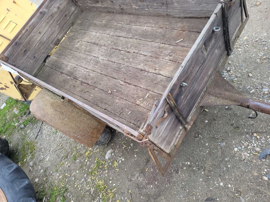 Remorca ușoara pentru motocultor tractoras sau atv