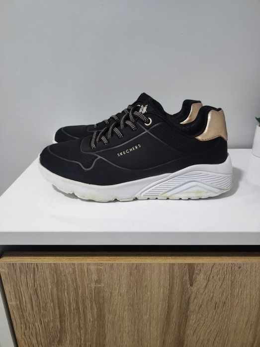 Маратонки Skechers