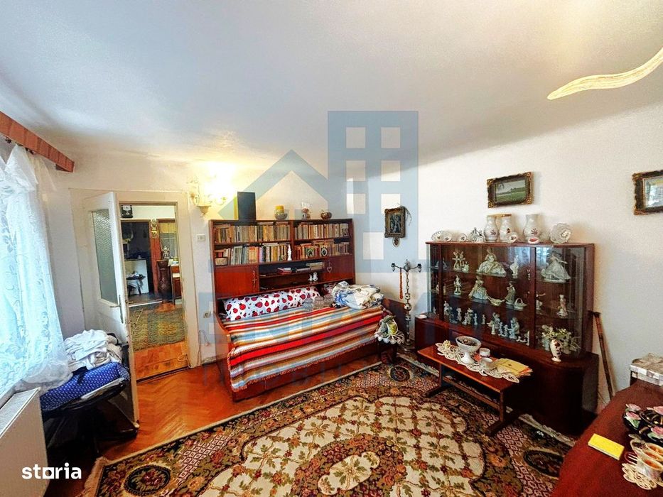 Casa-Central-Brasov-Sitei-Universitate-125mp-curte-280mp-Disponibila