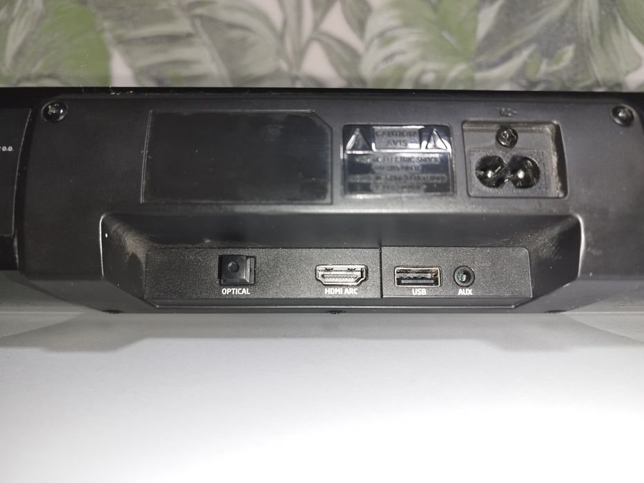 Soundbar sharp ht-sb100