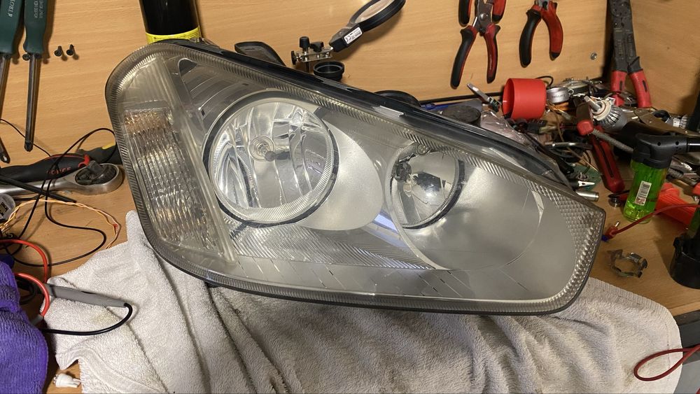 Фарове Ford C-Max 2008-2010г