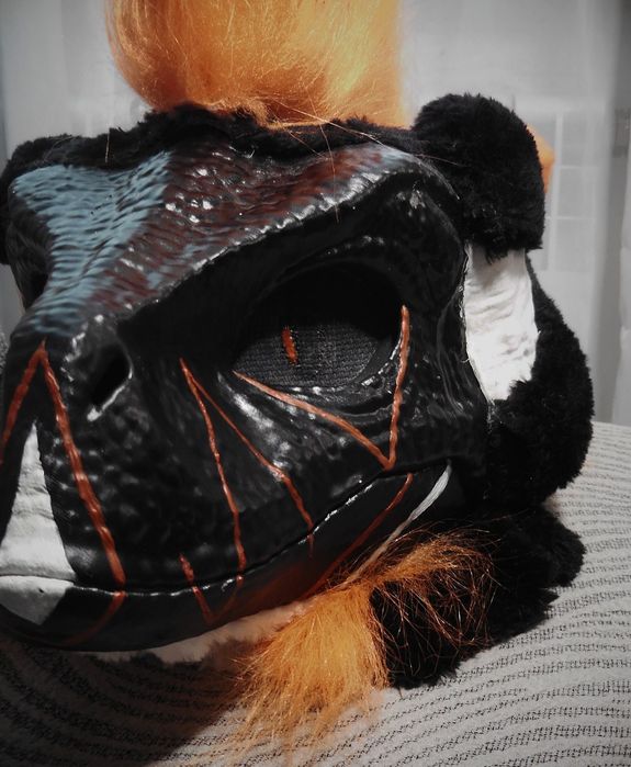 продается маска раптора