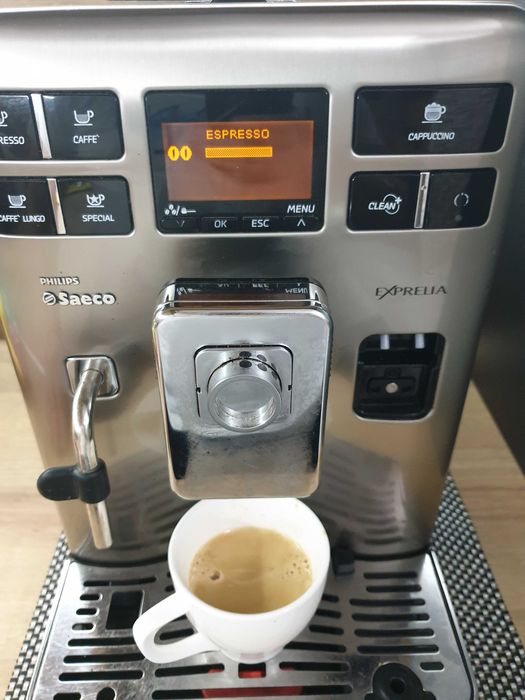 Saeco Exprelia  - неразличима от нова , внос с БГ меню