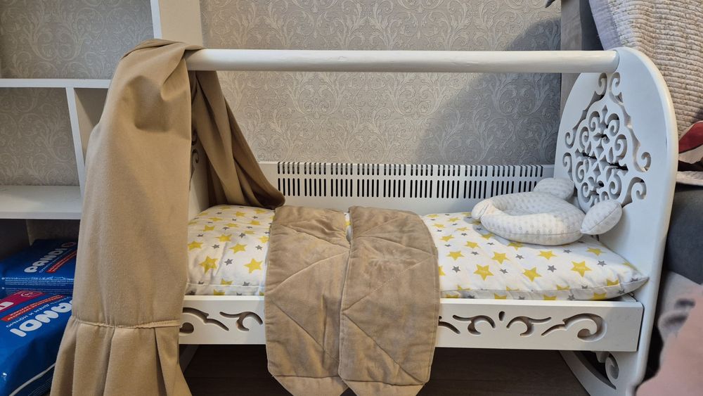 Бесик, отдам бесплатно