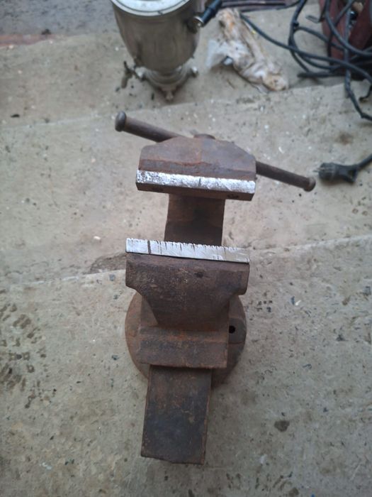 Тиски СССР  советская