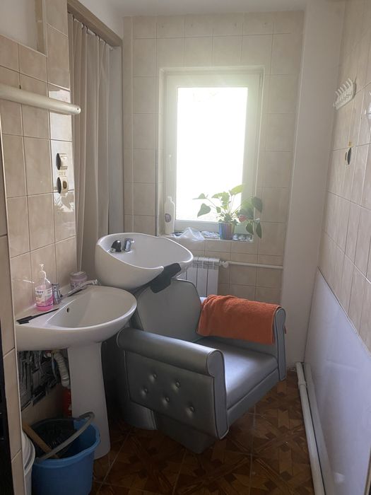 Inchiriem spatiu comercial zona cu potential