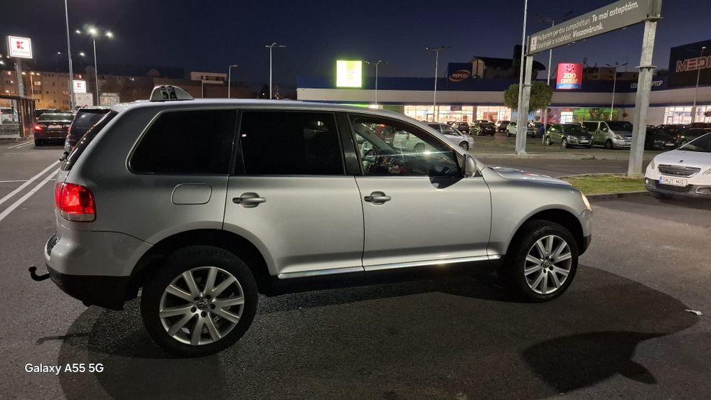 Vând volkswagen toureag r5