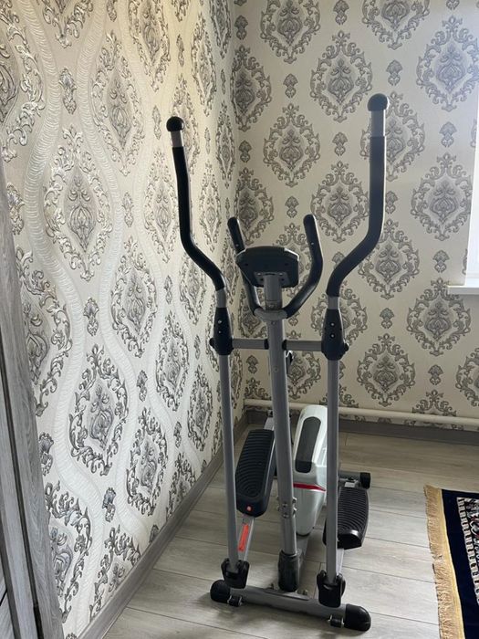 Эллиптический тренажер