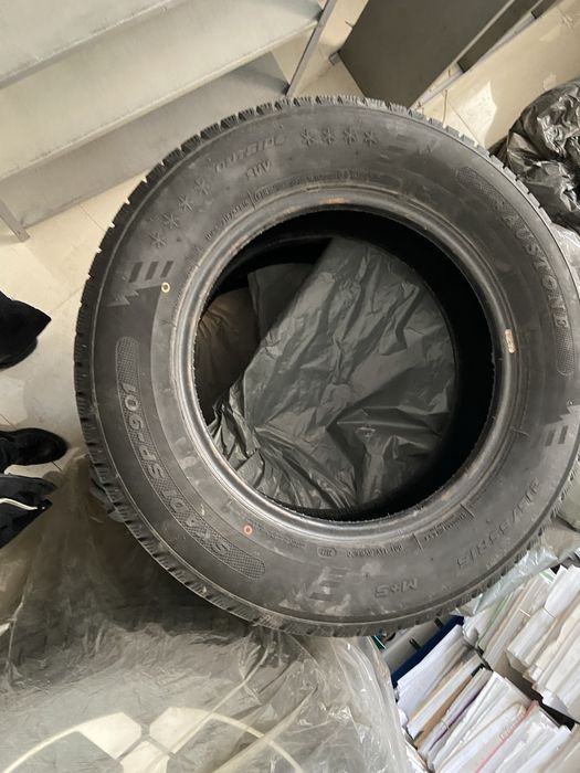 Anvelope cauciucuri iarna 215 65 16