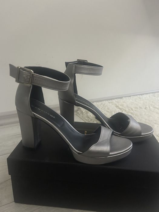 Дамски сандали Radichev