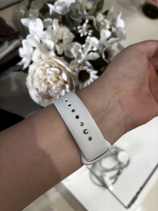 Apple watch series 8