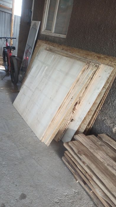 Монослой фанераот500до 3000 тг .