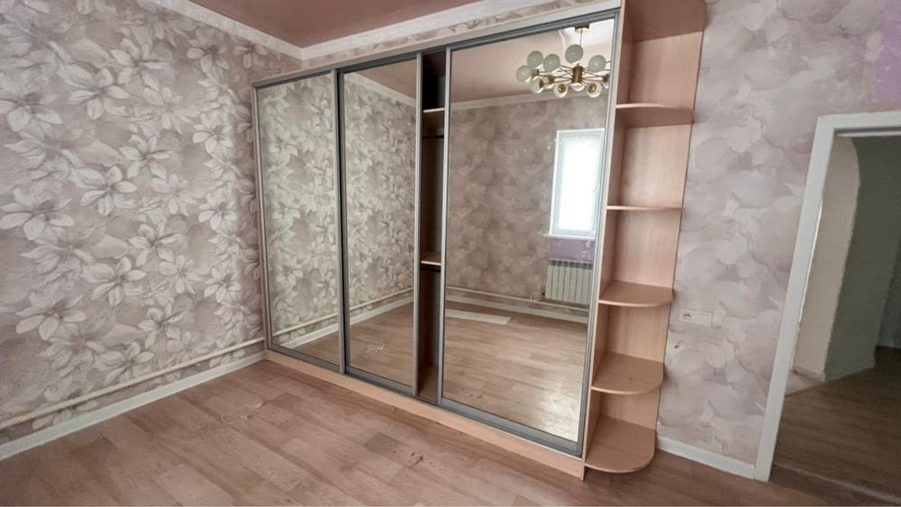 Шкаф раздвижной для спальни