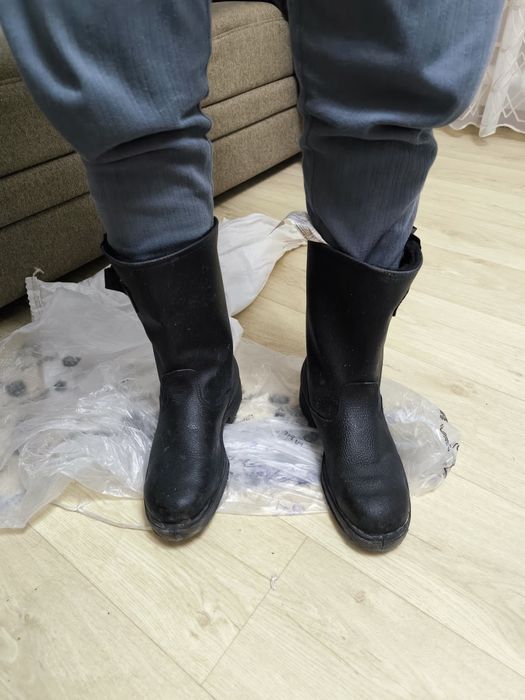 Продам берцы новые