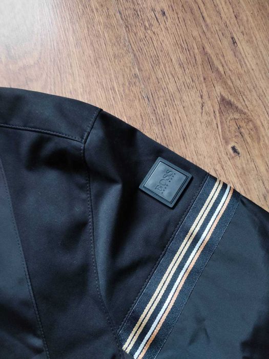 hugo boss -  мъжко яке КАТО НОВО L