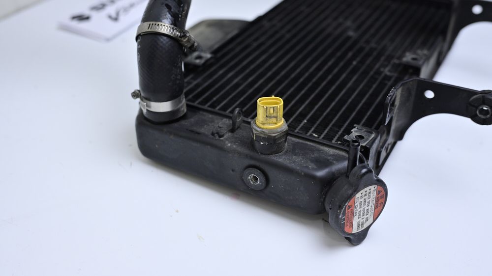 Radiator Apa Suzuki DL 650 V Strom VStrom V-Strom 2004 - 2011