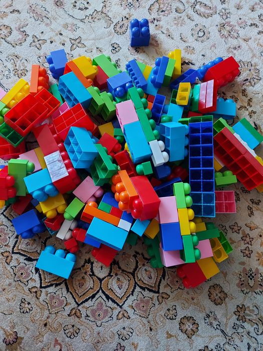 Продам конструктор.