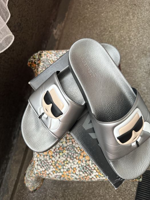 Șlapi originali Kondo Ikonik de la Karl Lagerfeld