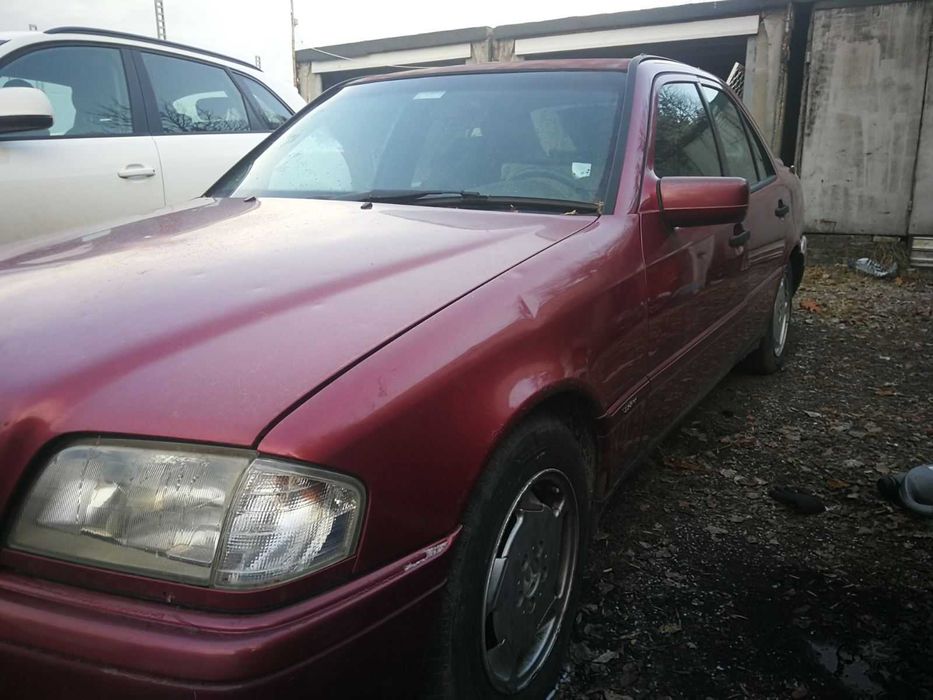 Автомобил за части