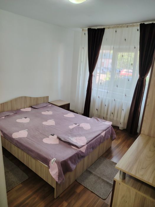 Închiriez apartament 2 camere ampoi 3