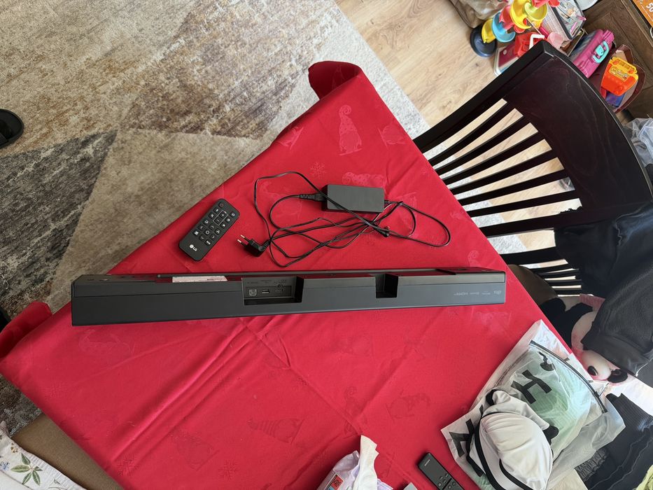 Soundbar система LG S40T с Безжичен Subufer