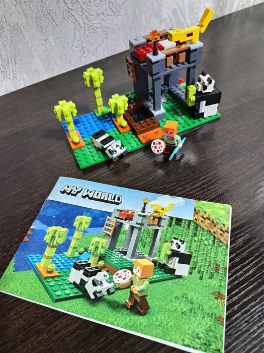 Конструктор Лего Майнкрафт