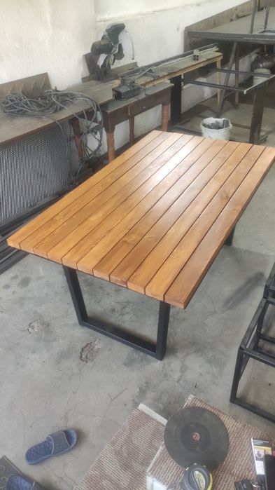 Трапезна маса  от масив различни видове