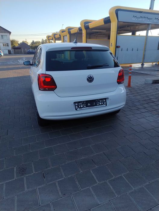 VOLKSWAGEN Polo 2013 — imagine 2