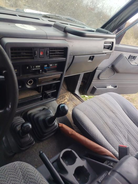 Interior Nissan patrol y60 lung