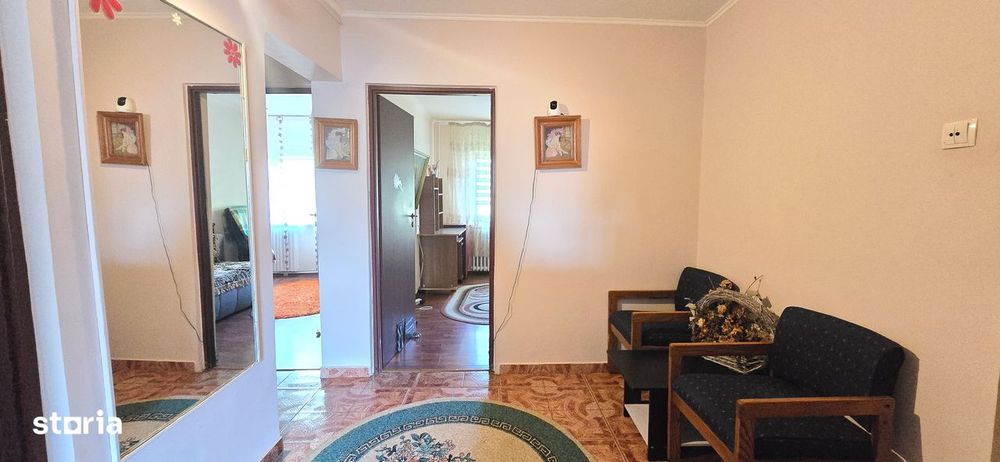 ULTRACENTRAL! Apartament 3 camere, et. intermediar UMF - INDEPENDENTEI