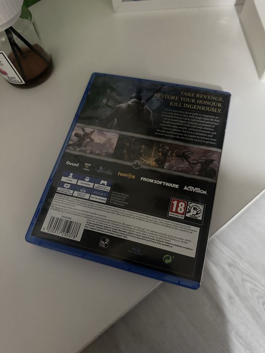 Sekiro: Shadows Die Twice (Impecabil / Fără Zgârieturi)