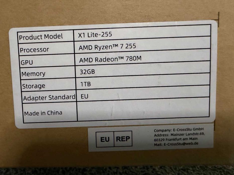 Minisforum / X1 Lite-255 / Amd Radeon 7 / 32+1 Tb / Sigilat