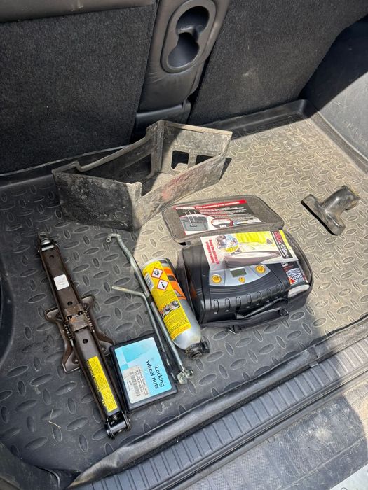 Toyota Rav4  2.2 150hp  2010г САМО НА ЧАСТИ